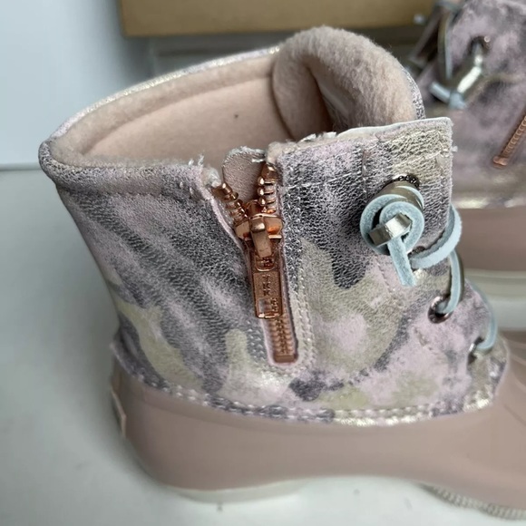 SPERRY TOP-SIDER Saltwater Water Resistant Metallic Camel Pink Duck Boots Size 6 - Picture 8 of 10